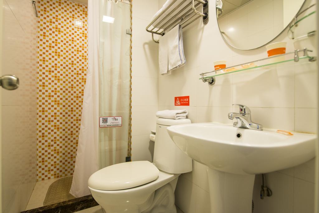 Home Inn Yichang Gezhou Dam Kültér fotó