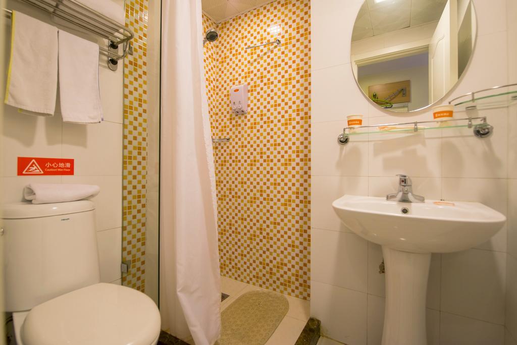 Home Inn Yichang Gezhou Dam Kültér fotó