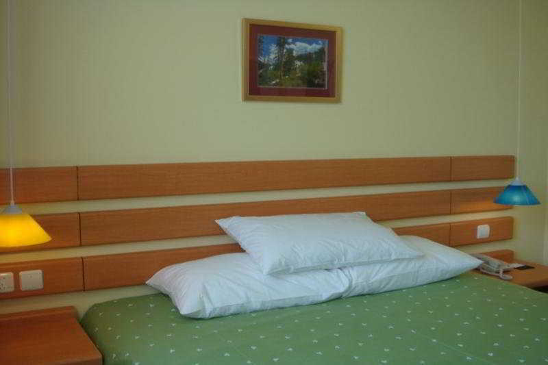 Home Inn Yichang Gezhou Dam Kültér fotó